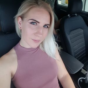 Meet your Posher, Cari